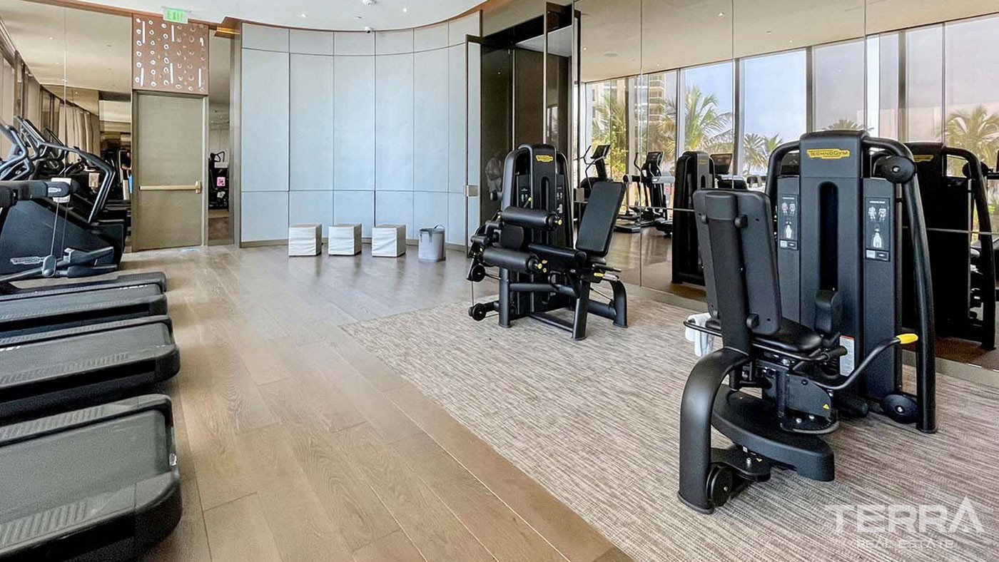 Seafront Apartments in Miami's Prestigious Armani Casa Project - 101108