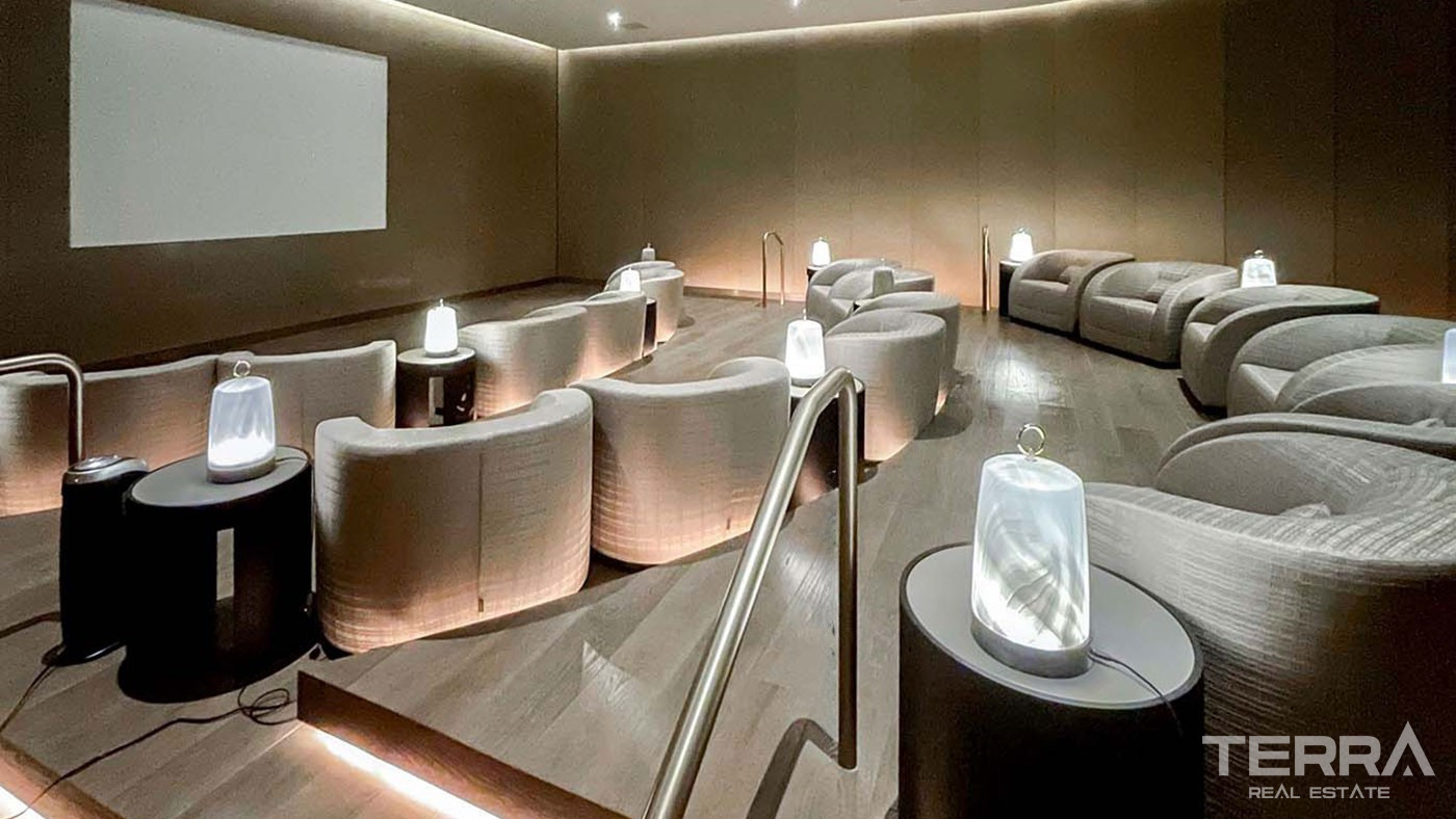 Seafront Apartments in Miami's Prestigious Armani Casa Project - 101114