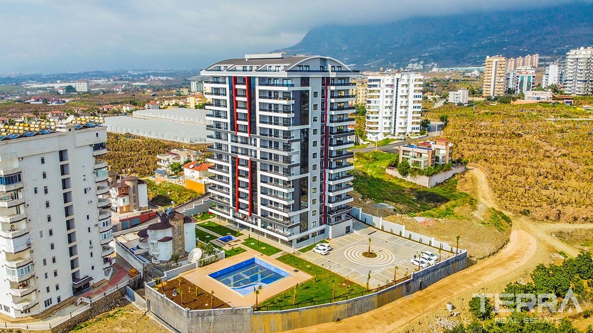 Newly Completed Apartments With Sea and Mountain View in Mahmutlar