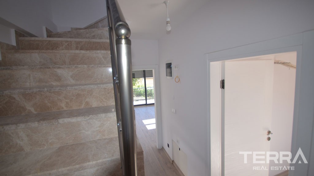 Contemporary Style Detached House in Fethiye Town With Mountain Views - 37884