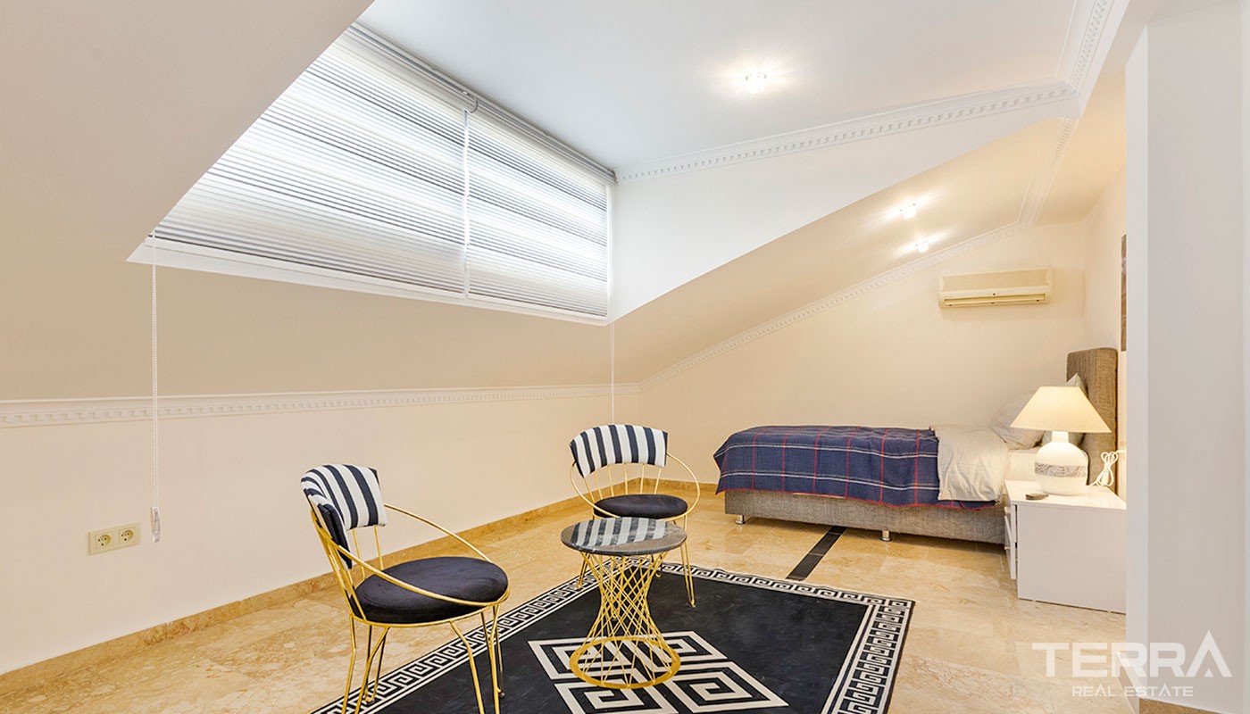 Sea View House With Private Sauna and Luxury Furniture in Kargıcak - 38148