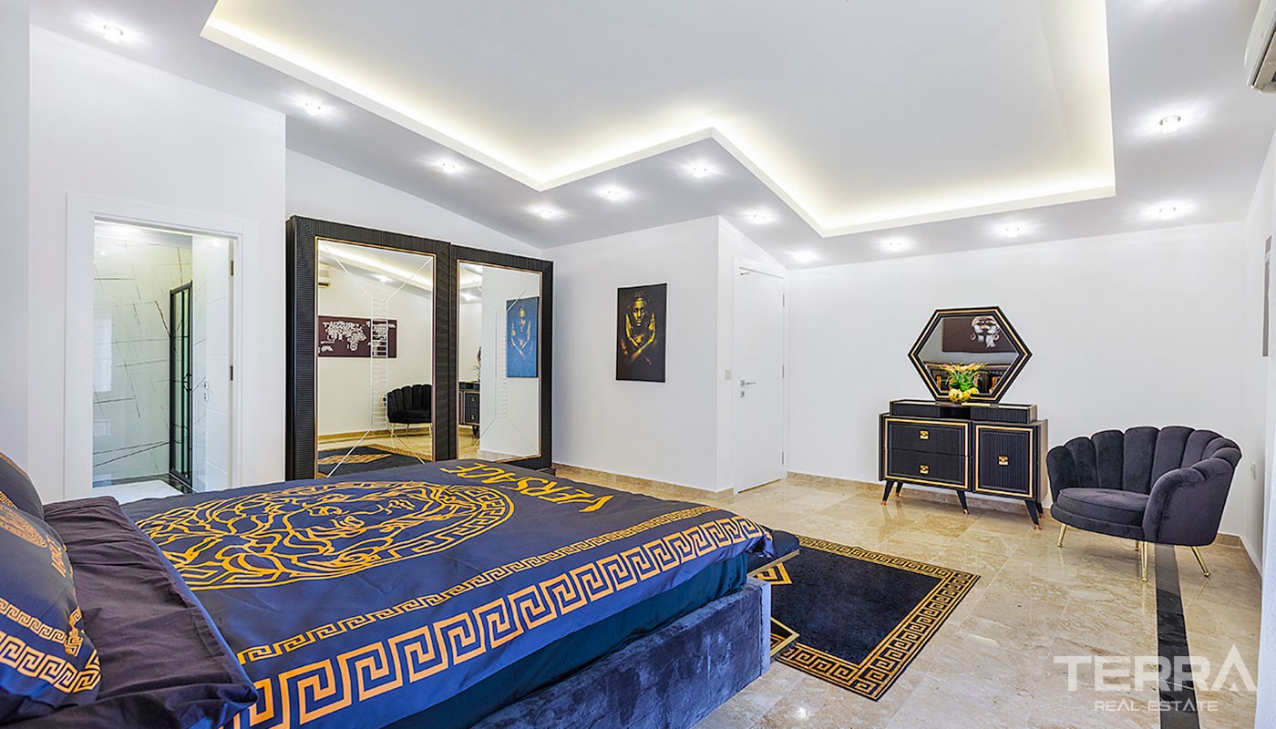 Sea View House With Private Sauna and Luxury Furniture in Kargıcak - 38149