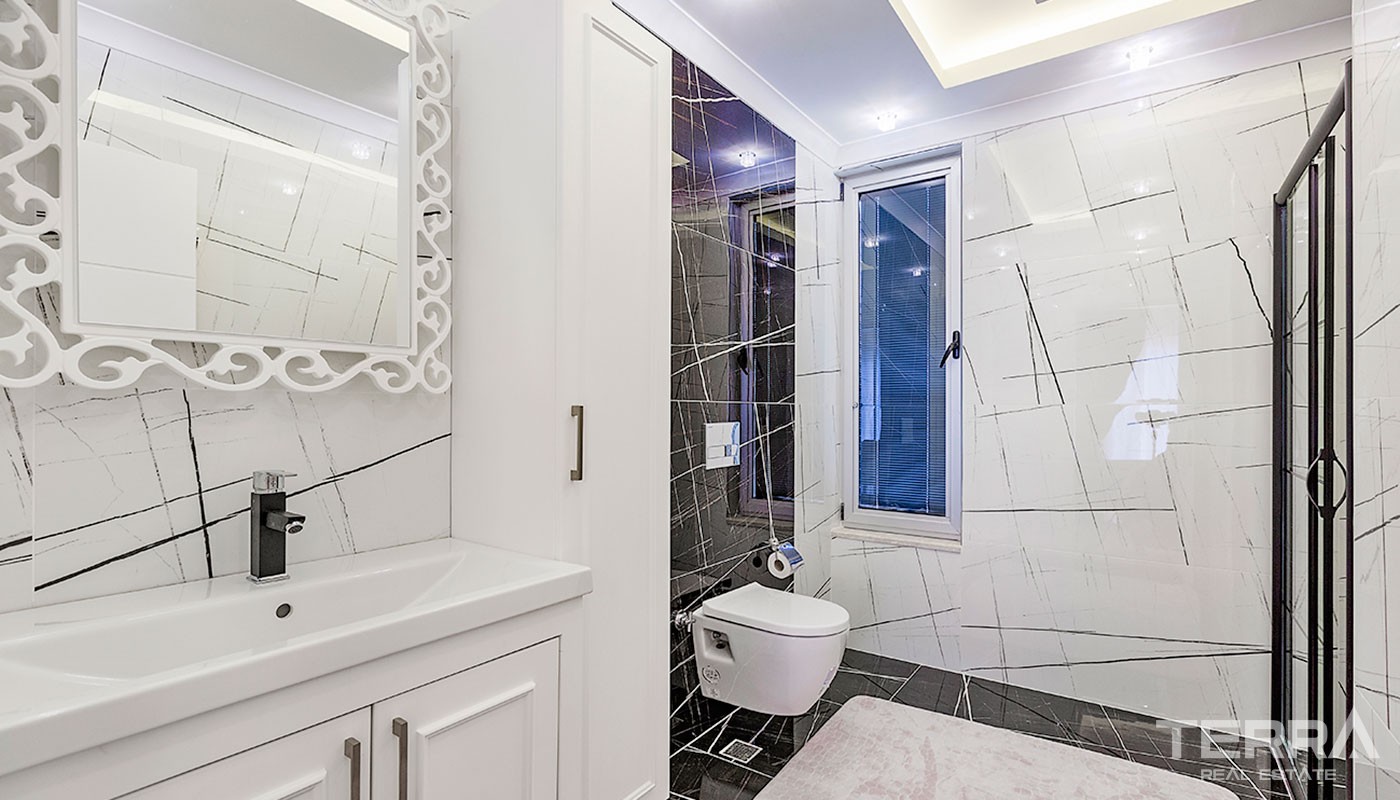 Sea View House With Private Sauna and Luxury Furniture in Kargıcak - 38152