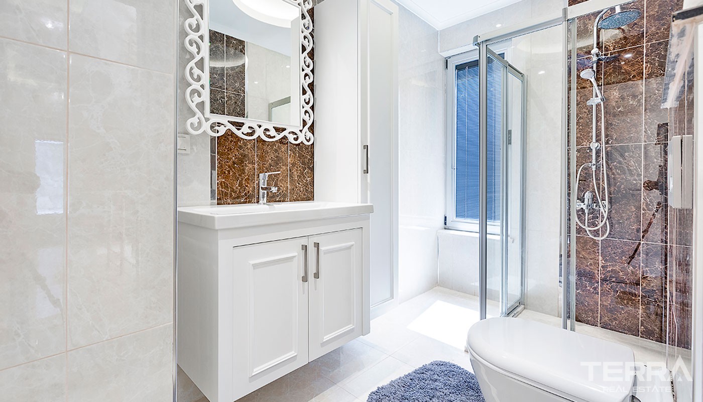 Sea View House With Private Sauna and Luxury Furniture in Kargıcak - 38159