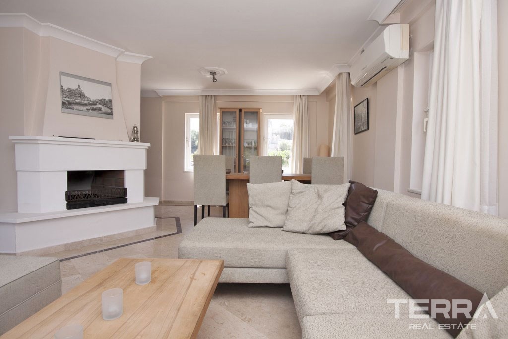 Remarkable Villa in the Development With Common-Use Pool in Oba - 38307