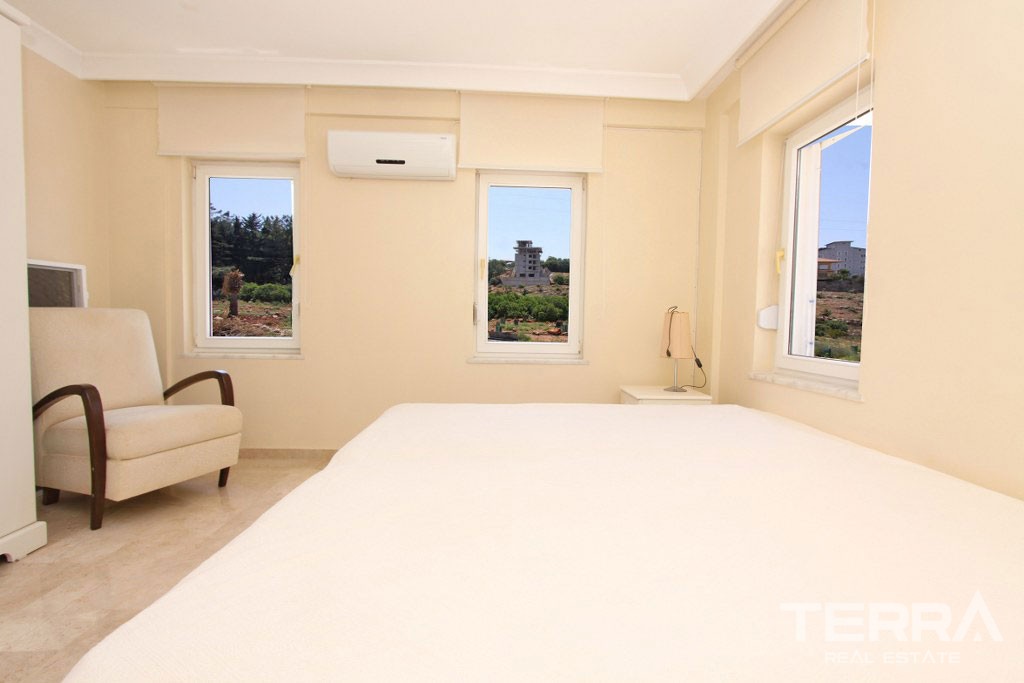 Remarkable Villa in the Development With Common-Use Pool in Oba - 38327