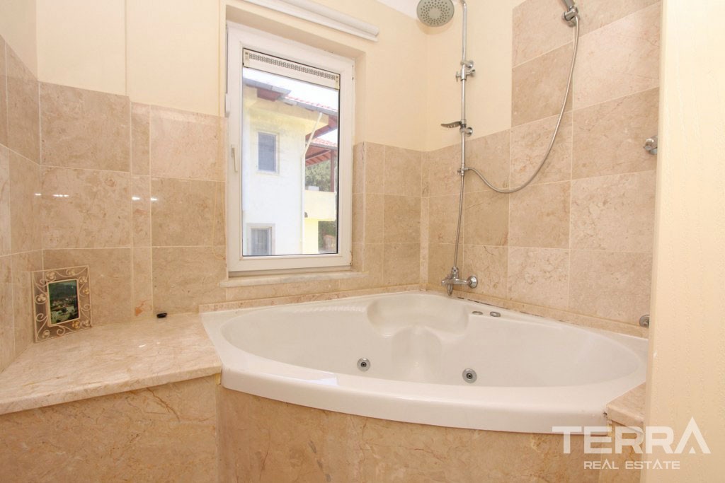 Remarkable Villa in the Development With Common-Use Pool in Oba - 38330