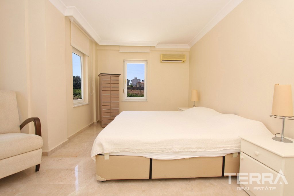 Remarkable Villa in the Development With Common-Use Pool in Oba - 38331