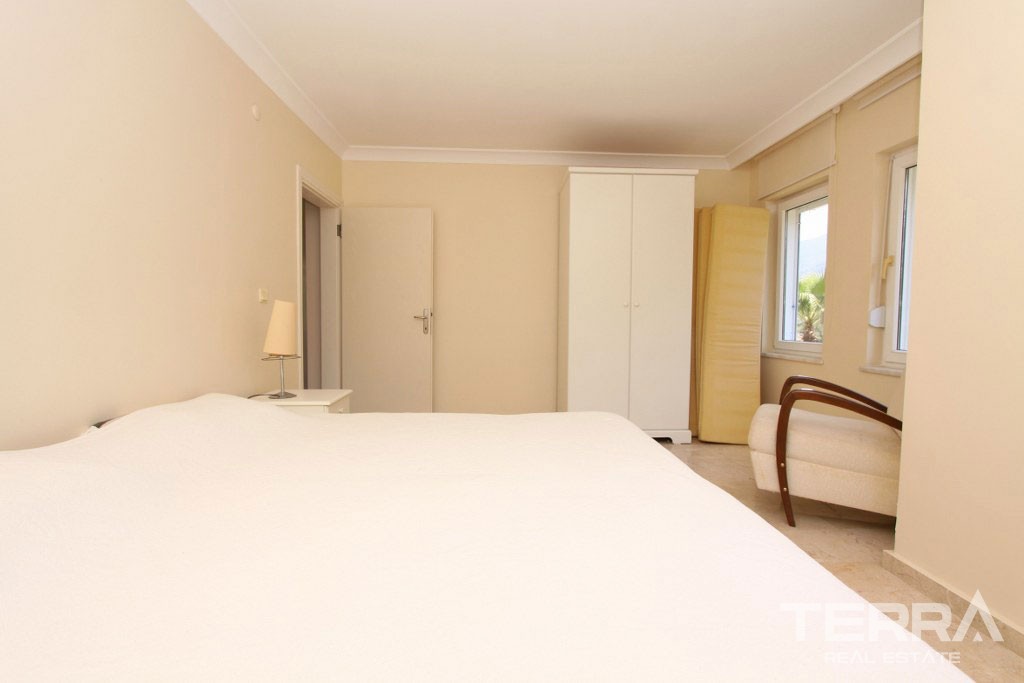 Remarkable Villa in the Development With Common-Use Pool in Oba - 38333