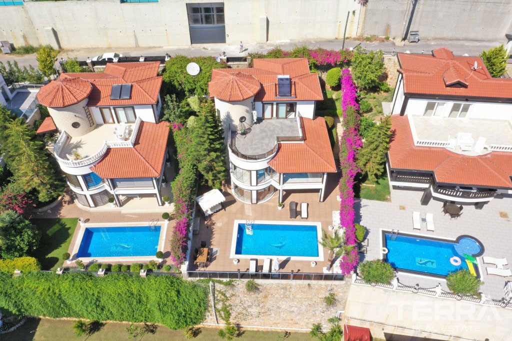 Luxury Villa With Private Pool and Amazing Sea Views in Bektaş - 38356