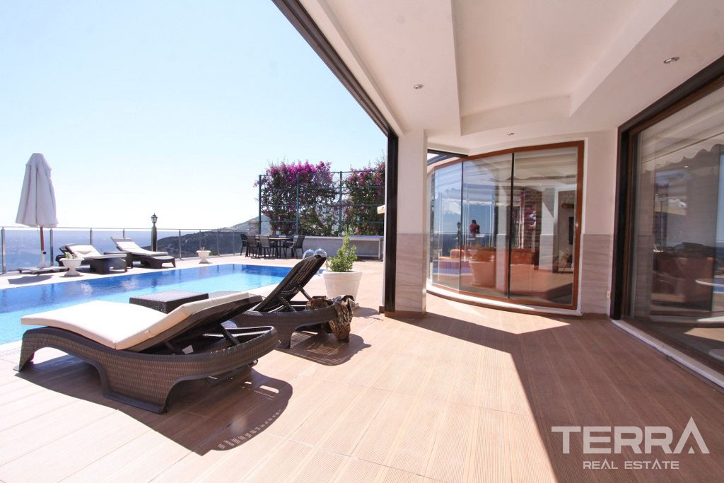 Luxury Villa With Private Pool and Amazing Sea Views in Bektaş - 38366