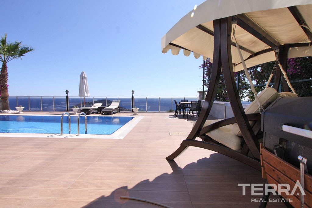 Luxury Villa With Private Pool and Amazing Sea Views in Bektaş - 38369