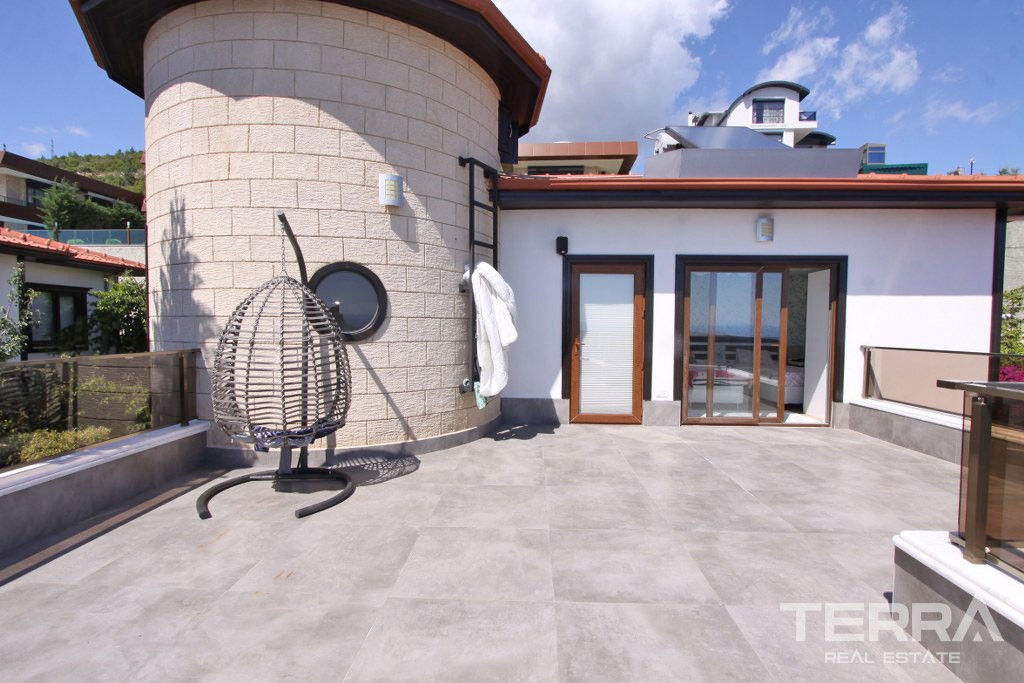 Luxury Villa With Private Pool and Amazing Sea Views in Bektaş - 38374