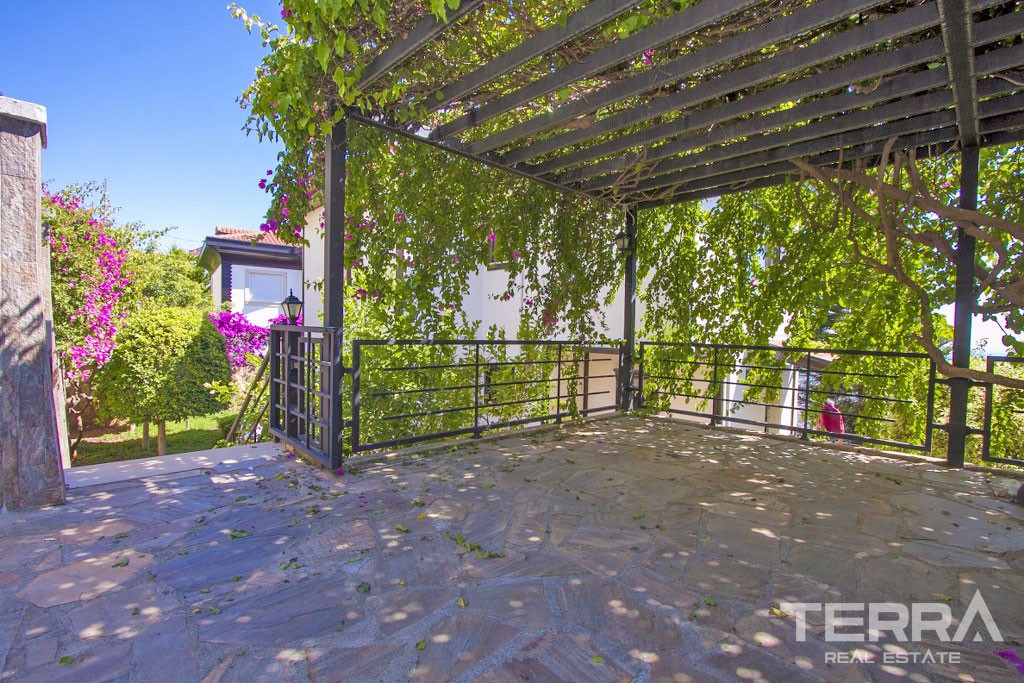 Luxury Villa With Private Pool and Amazing Sea Views in Bektaş - 38378