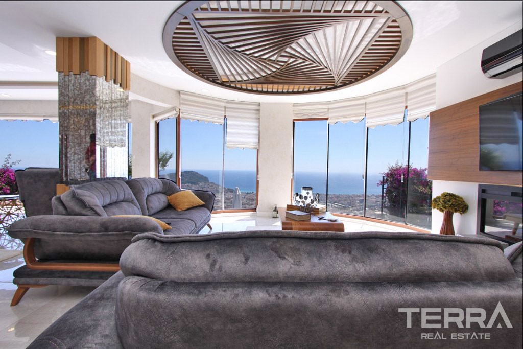 Luxury Villa With Private Pool and Amazing Sea Views in Bektaş - 38385