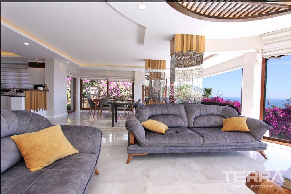 Luxury Villa With Private Pool and Amazing Sea Views in Bektaş - 38392
