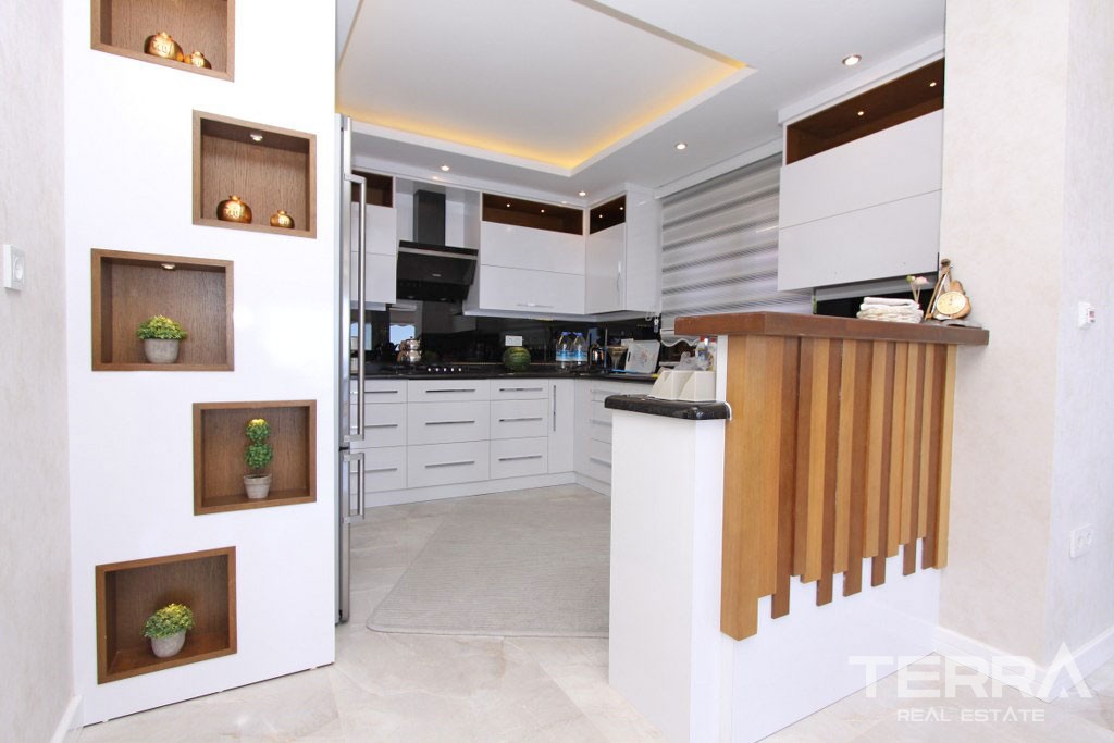 Luxury Villa With Private Pool and Amazing Sea Views in Bektaş - 38394
