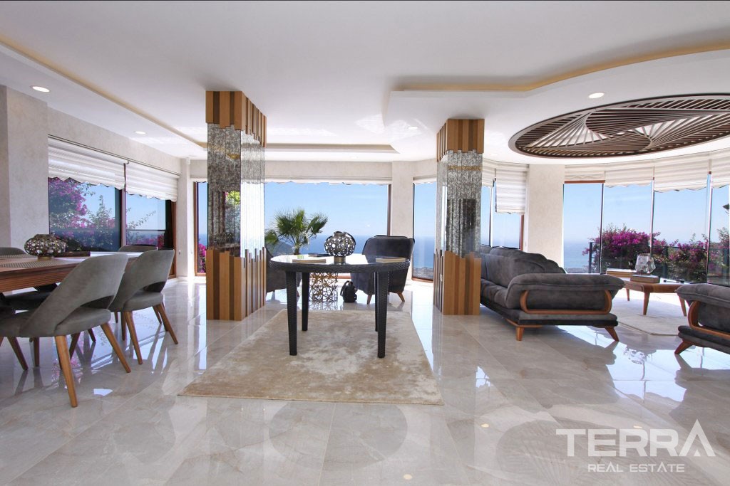 Luxury Villa With Private Pool and Amazing Sea Views in Bektaş - 38396