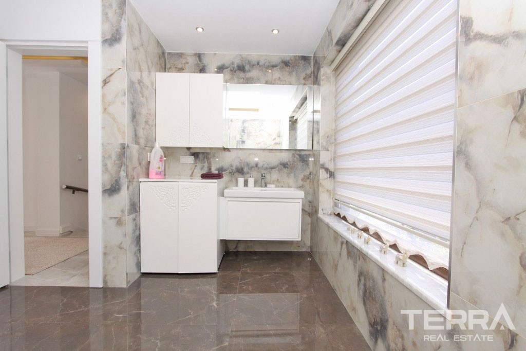 Luxury Villa With Private Pool and Amazing Sea Views in Bektaş - 38406