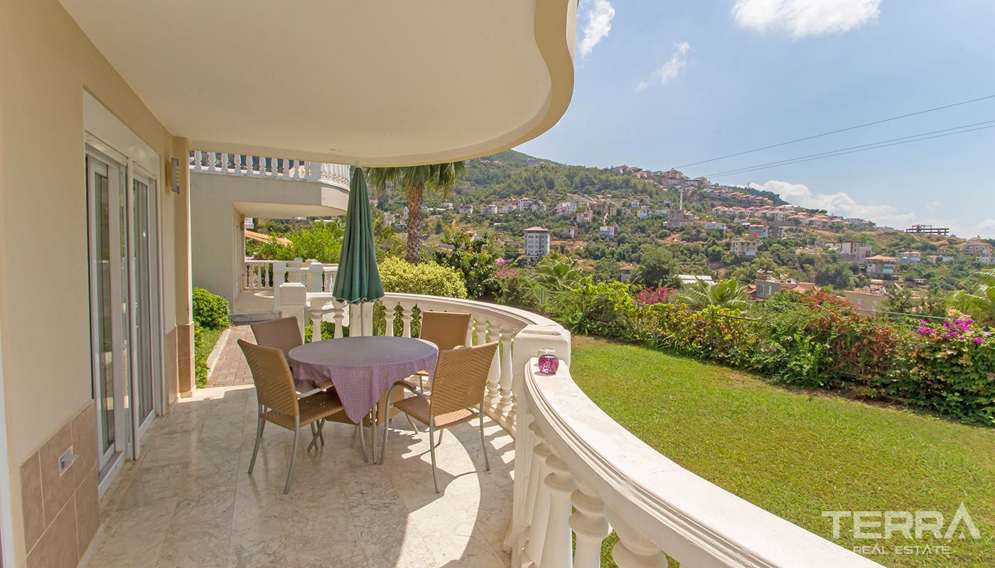 Bargain 2 Bedroom Detached House in Alanya With Panoramic Sea View - 38338