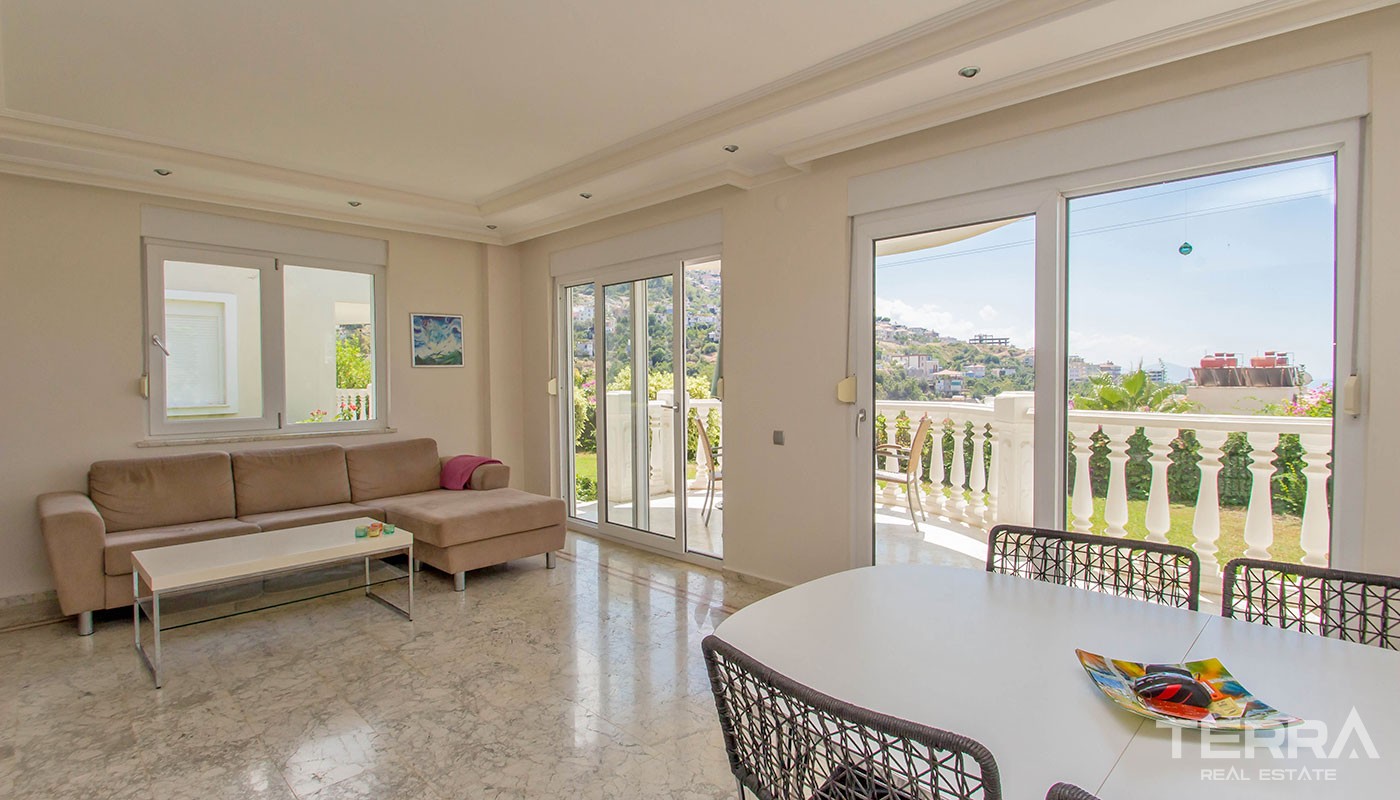 Bargain 2 Bedroom Detached House in Alanya With Panoramic Sea View - 38341