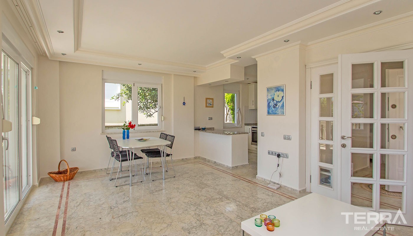 Bargain 2 Bedroom Detached House in Alanya With Panoramic Sea View - 38344