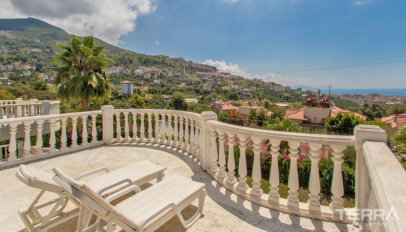 Bargain 2 Bedroom Detached House in Alanya With Panoramic Sea View - 38347