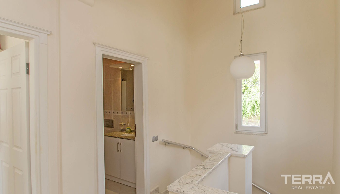 Bargain 2 Bedroom Detached House in Alanya With Panoramic Sea View - 38348