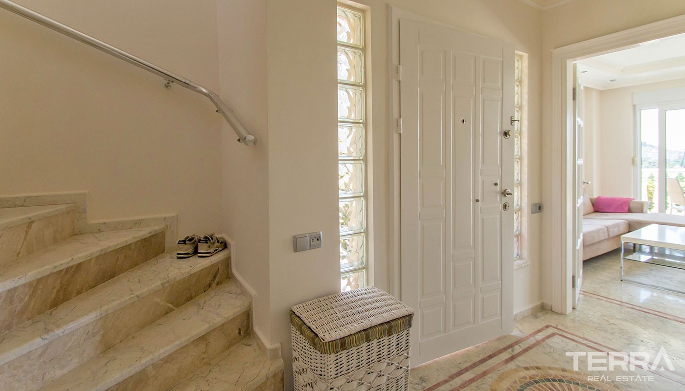 Bargain 2 Bedroom Detached House in Alanya With Panoramic Sea View - 38353
