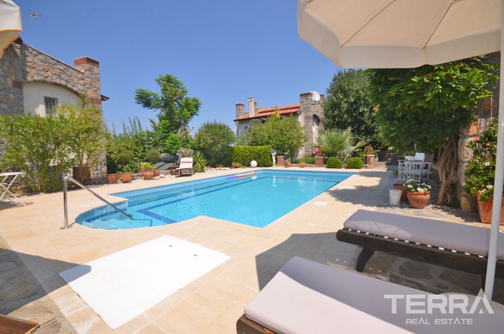 Charming House In A Beatiful Villa Complex With Large Garden in Ovacık - 38900