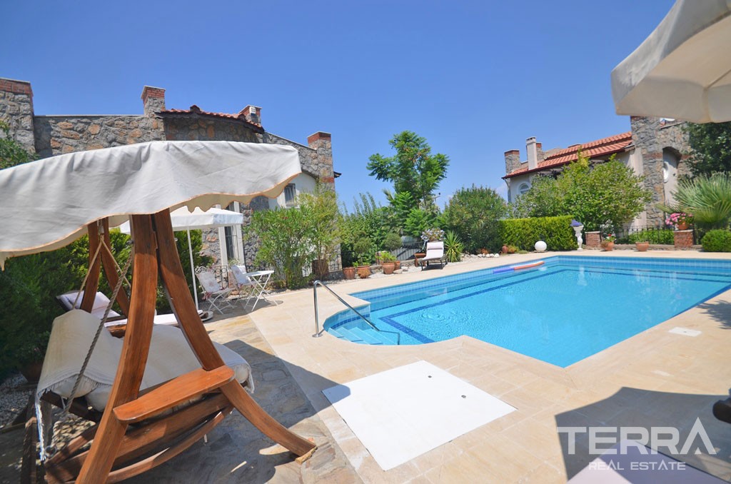 Charming House In A Beatiful Villa Complex With Large Garden in Ovacık - 38901