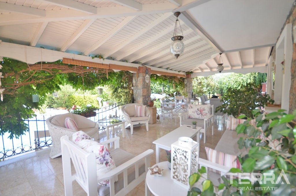 Charming House In A Beatiful Villa Complex With Large Garden in Ovacık - 38912
