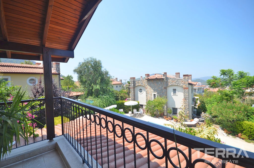 Charming House In A Beatiful Villa Complex With Large Garden in Ovacık - 38915