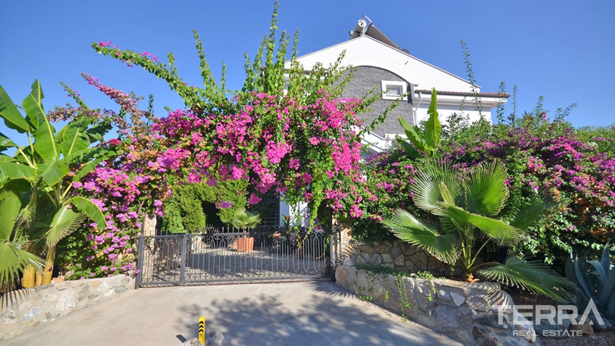 Immobilier de Luxe à Vendre à Fethiye Distance de Marche de la Plage - 39020