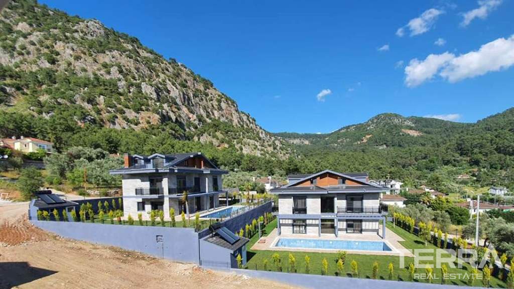 Excellent Quality House for Sale in Göcek With Spacious Garden&Pool - 39041