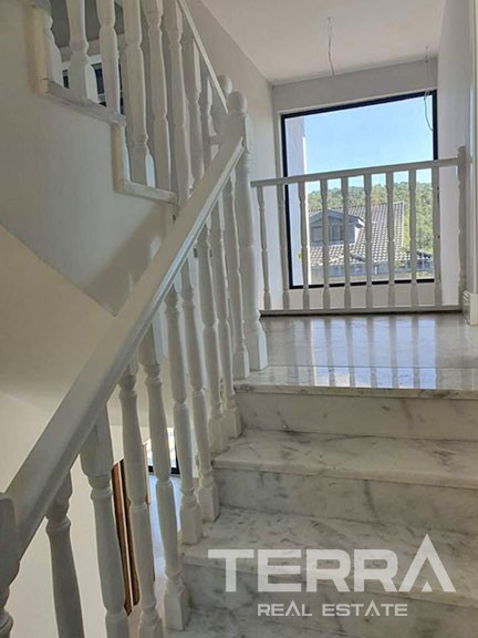 Excellent Quality House for Sale in Göcek With Spacious Garden&Pool - 39042