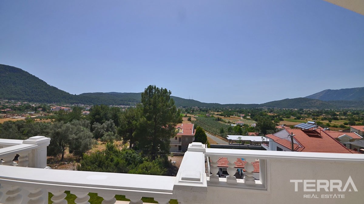 Modern Four Bed Villa Offering Mountains Views in Fethiye Üzümlü - 39153
