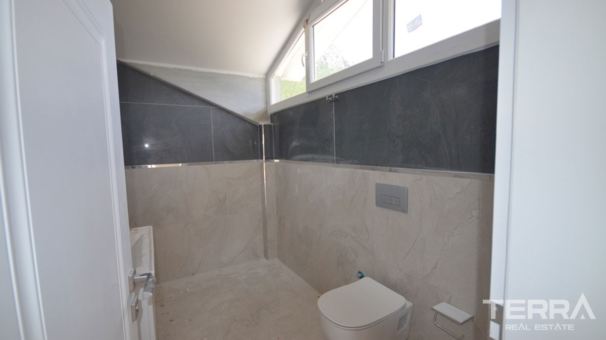 Modern Four Bed Villa Offering Mountains Views in Fethiye Üzümlü - 39157
