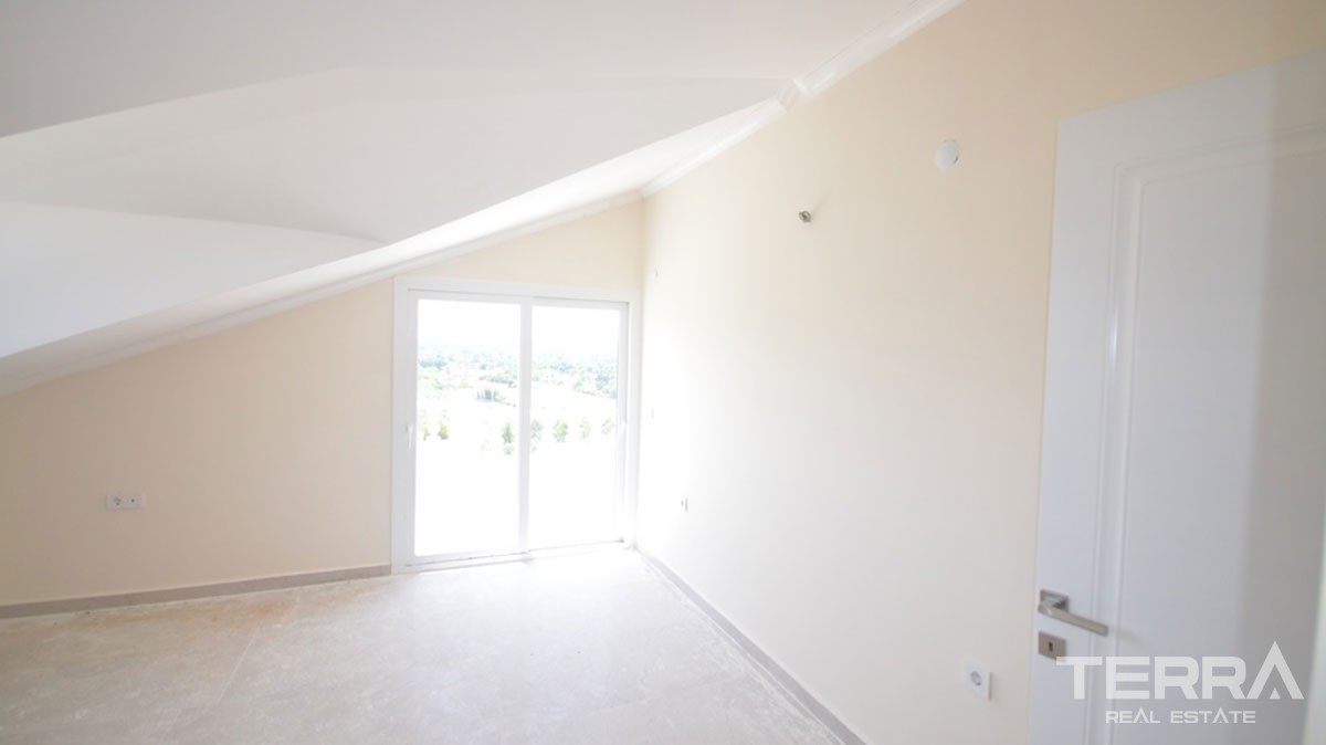 Modern Four Bed Villa Offering Mountains Views in Fethiye Üzümlü - 39160