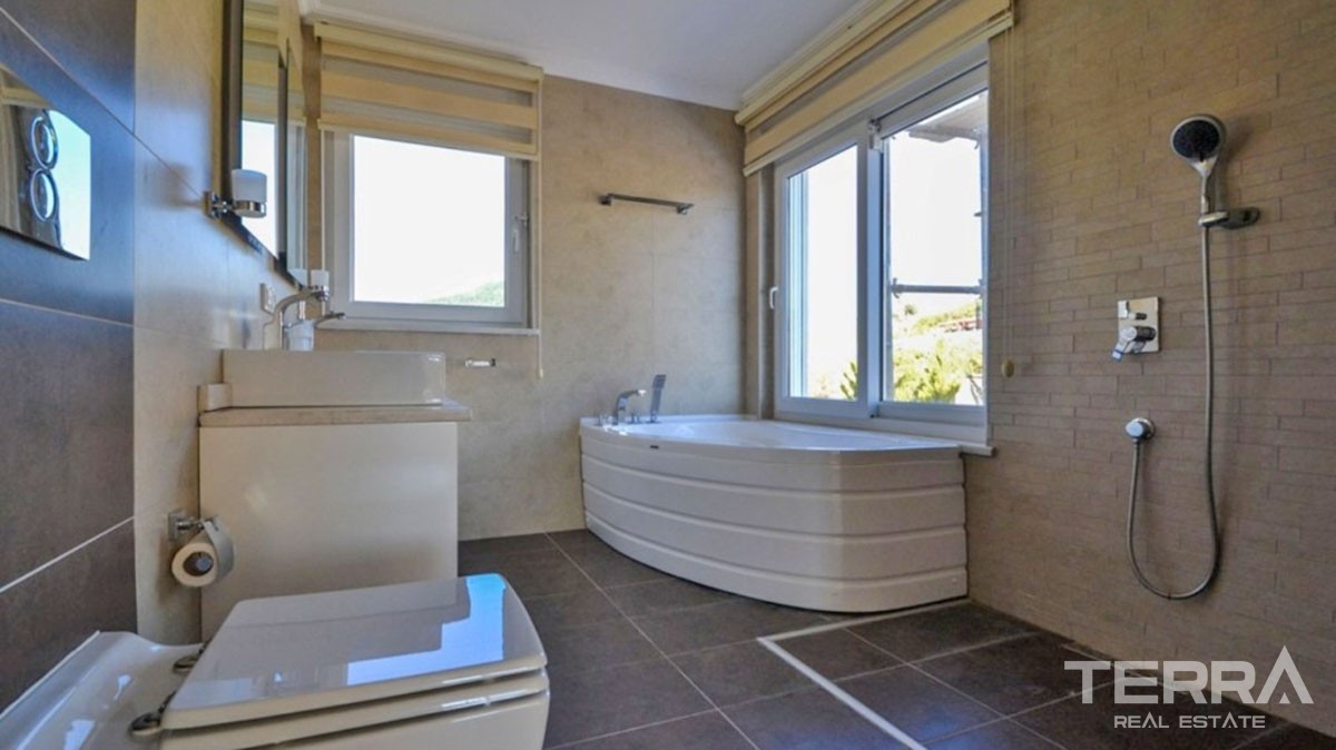 Panoramic Sea View Elegant Detached Villa for Sale in Alanya Kargıcak - 39242