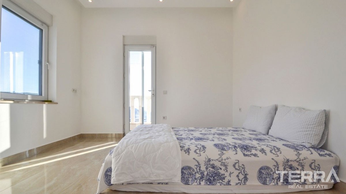 Amazing Villa with an Excellent Panoramic View in Alanya Kargıcak - 39364