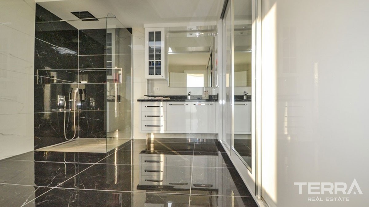 Amazing Villa with an Excellent Panoramic View in Alanya Kargıcak - 39371