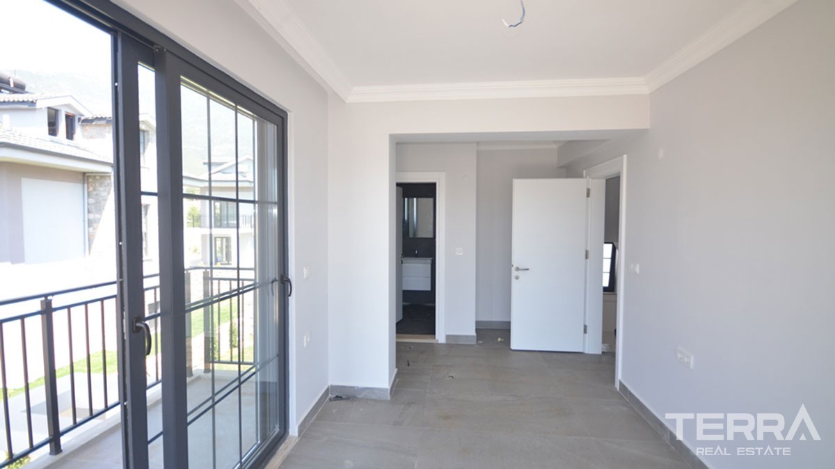 Modern High Quality Villa With an Open View in Fethiye Ovacık - 39511