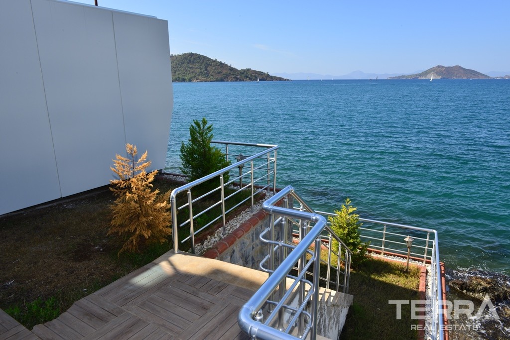 Exklusive Immobilien am Strand zum Verkauf in Fethiye Şövalye Island - 39555