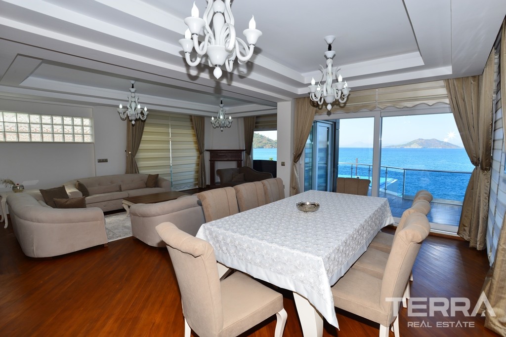 Exklusive Immobilien am Strand zum Verkauf in Fethiye Şövalye Island - 39571