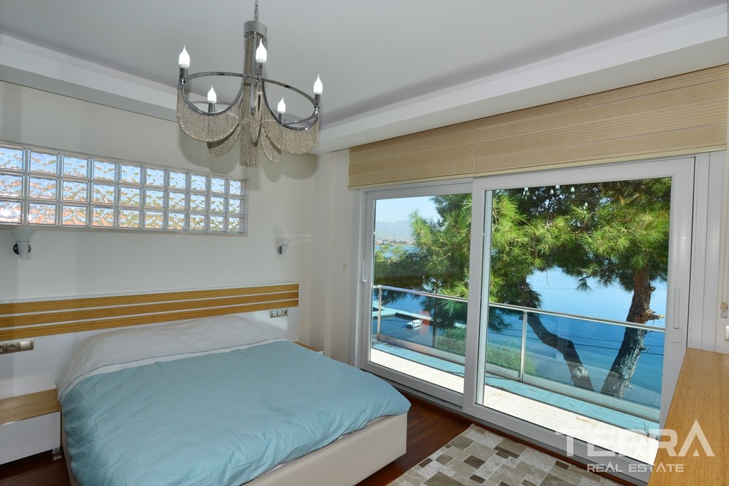 Exklusive Immobilien am Strand zum Verkauf in Fethiye Şövalye Island - 39581