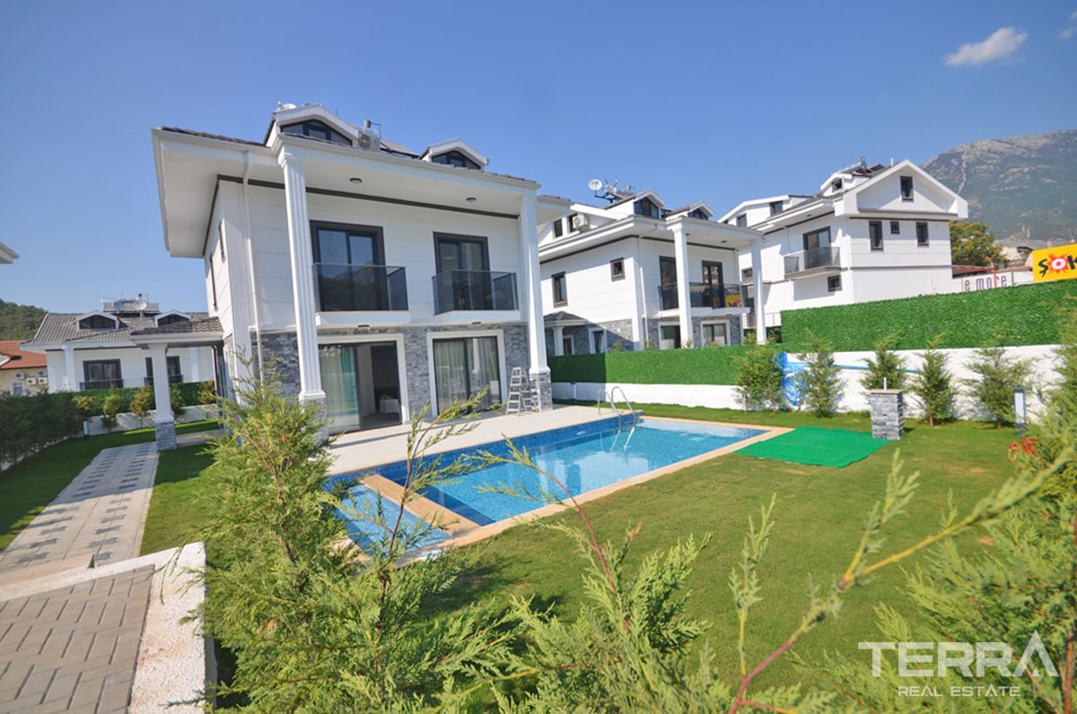 Luxus freistehende Villa zum Verkauf mit großem Pool in Ovacık Fethiye - 39479