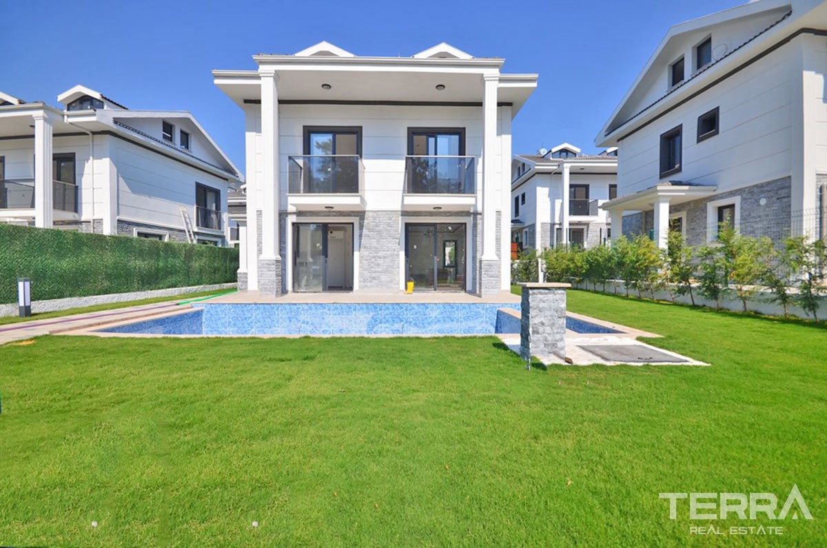 Luxus freistehende Villa zum Verkauf mit großem Pool in Ovacık Fethiye - 39482
