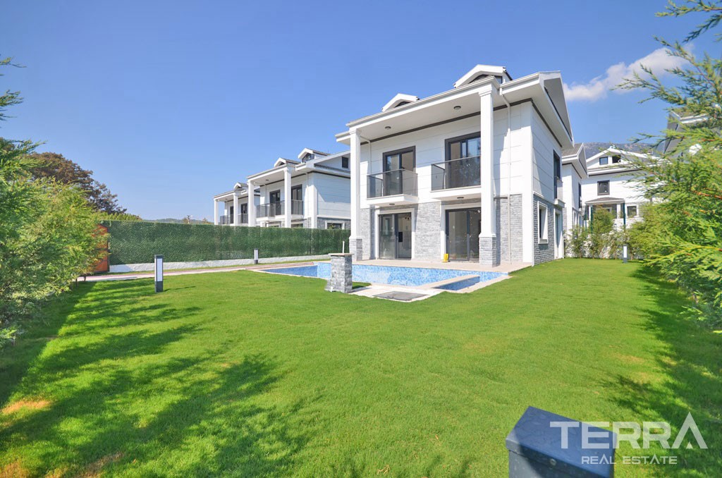Luxus freistehende Villa zum Verkauf mit großem Pool in Ovacık Fethiye - 39483