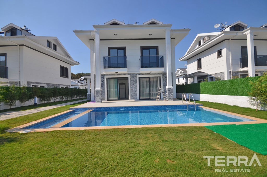 Luxus freistehende Villa zum Verkauf mit großem Pool in Ovacık Fethiye - 39485